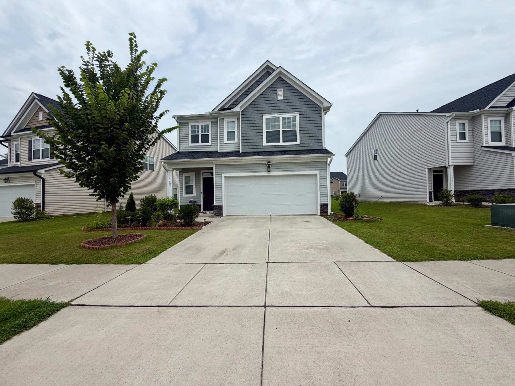 1605 Trembley Park Dr